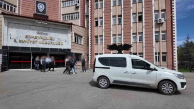 İBAN bilgilerini yasa dışı bahis faaliyetlerinde kullanarak suç işlediği iddia