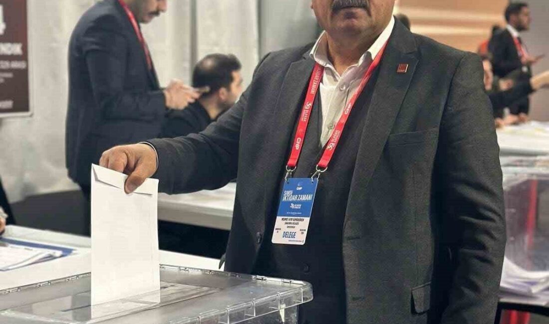 Şanlıurfa’nın Siverek ilçesinde CHP İlçe Başkanı Mehmet Eyyüp Demirböken, CHP’nin
