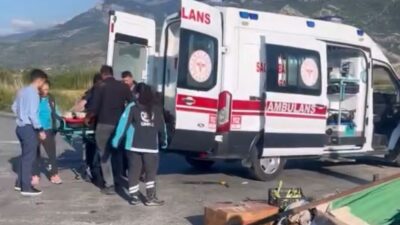 Gölbent Kavşağı’nda meydana gelen trafik kazasında 1 kişi yaralandı. Kaza,