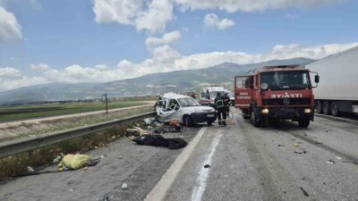 TAG Otoyolu Nurdağı kesiminde meydana gelen bir trafik kazasında, tırın