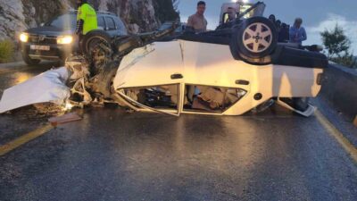 Muğla’nın Menteşe ilçesinde bir otomobilin kontrolden çıkıp takla atması sonucu