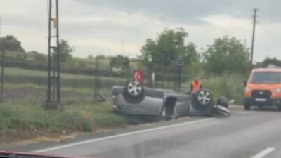 Lüleburgaz’ın Ceylanköy mahallesinde meydana gelen bir trafik kazasında sürücü yaralandı.