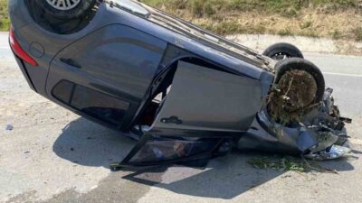 Tarsus ilçesinde meydana gelen trafik kazasında 2 kişi yaralandı. Kaza,