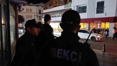 Tekirdağ’ın Süleymanpaşa ilçesine bağlı Değirmenaltı Mahallesi’nde gece saatlerinde mahalle bekçileri
