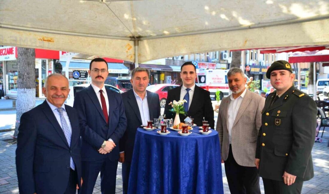 Terme ilçesinde Kurban Bayramı sebebiyle resmi protokol bayramlaşması gerçekleştirildi. Protokol