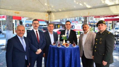 Terme ilçesinde Kurban Bayramı sebebiyle resmi protokol bayramlaşması gerçekleştirildi. Protokol
