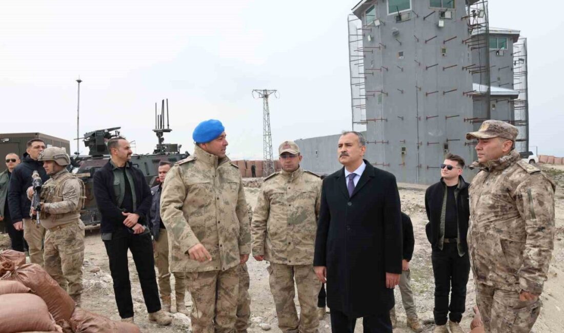 Ağrı Valisi Önder Bozkurt, Kurban Bayramı’nı Tendürek Üs Bölgesi’nde görev