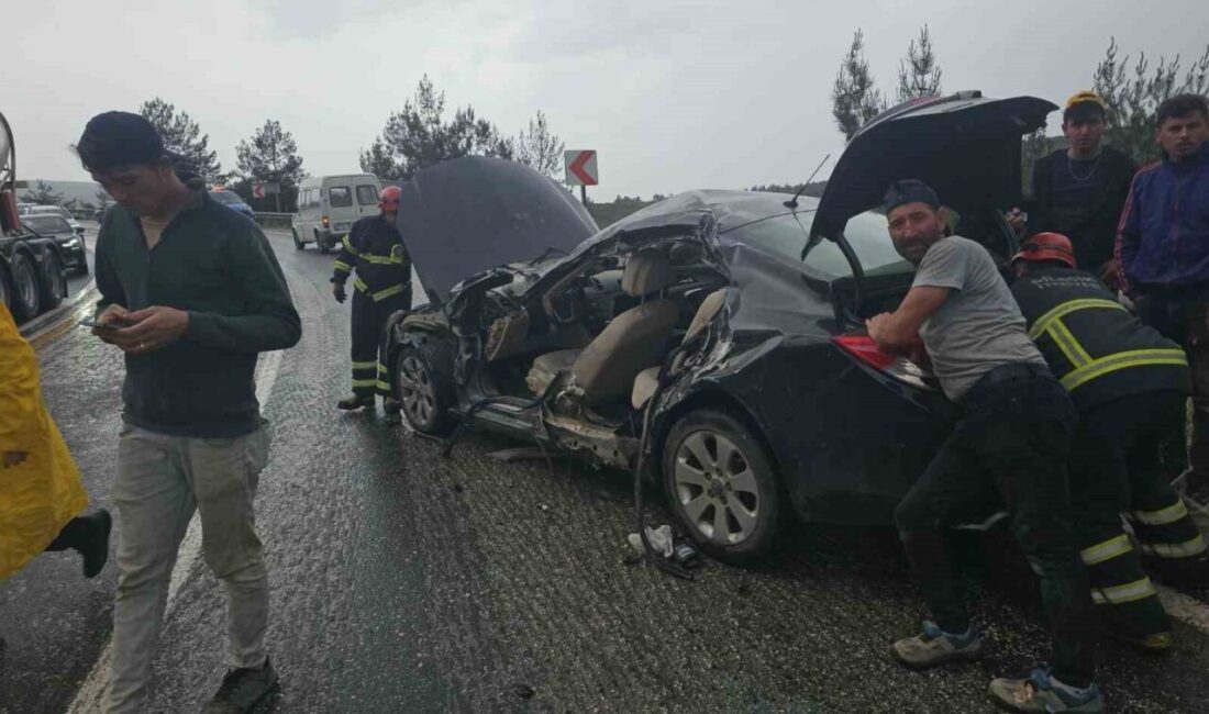 Bilecik’te meydana gelen bir trafik kazasında tır ile otomobil çarpıştı