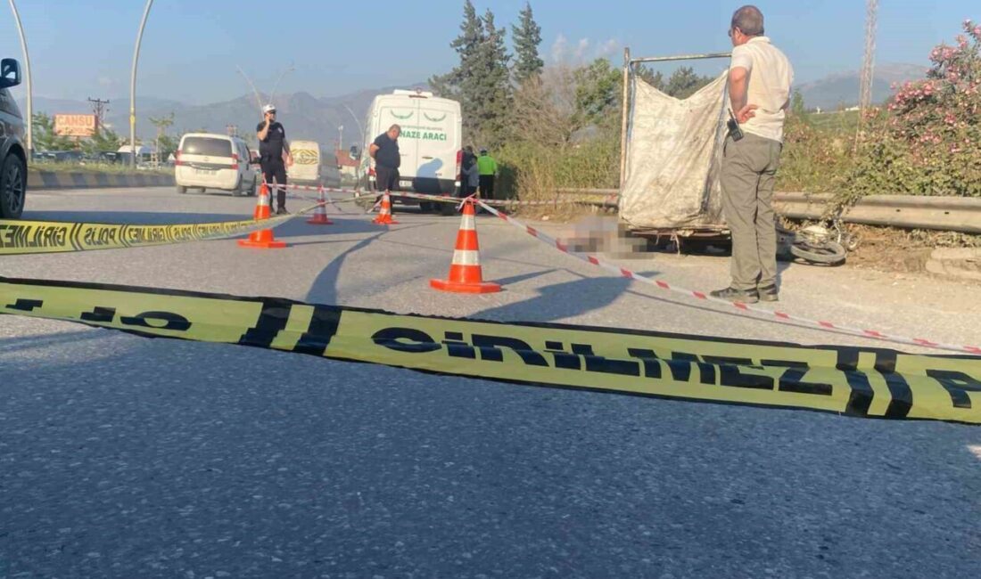 Arsuz ilçesinde meydana gelen trafik kazasında, sepetli motosiklet ile tır