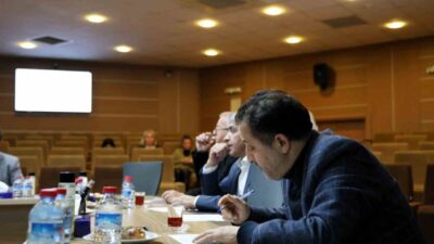 Kocaeli Büyükşehir Belediyesi Encümeni, toplu taşıma ve market denetimlerine ilişkin