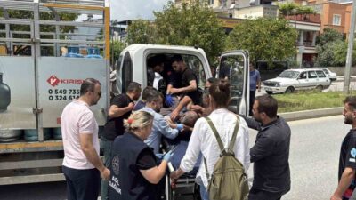 Tarsus ilçesinde bir tüp kamyoneti sürücüsü, minibüs şoförüyle yaşadığı trafik