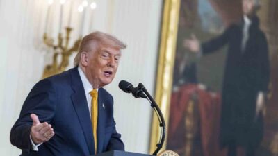 ABD Başkanı Donald Trump, AB Komisyonu Başkanı Ursula von der