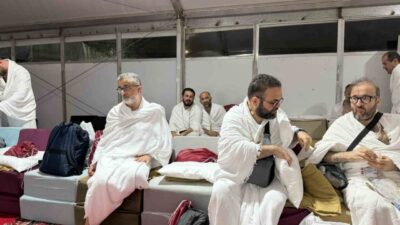 Türk hacı adayları, Mekke’den Arafat’a özel bir yol kullanarak 25