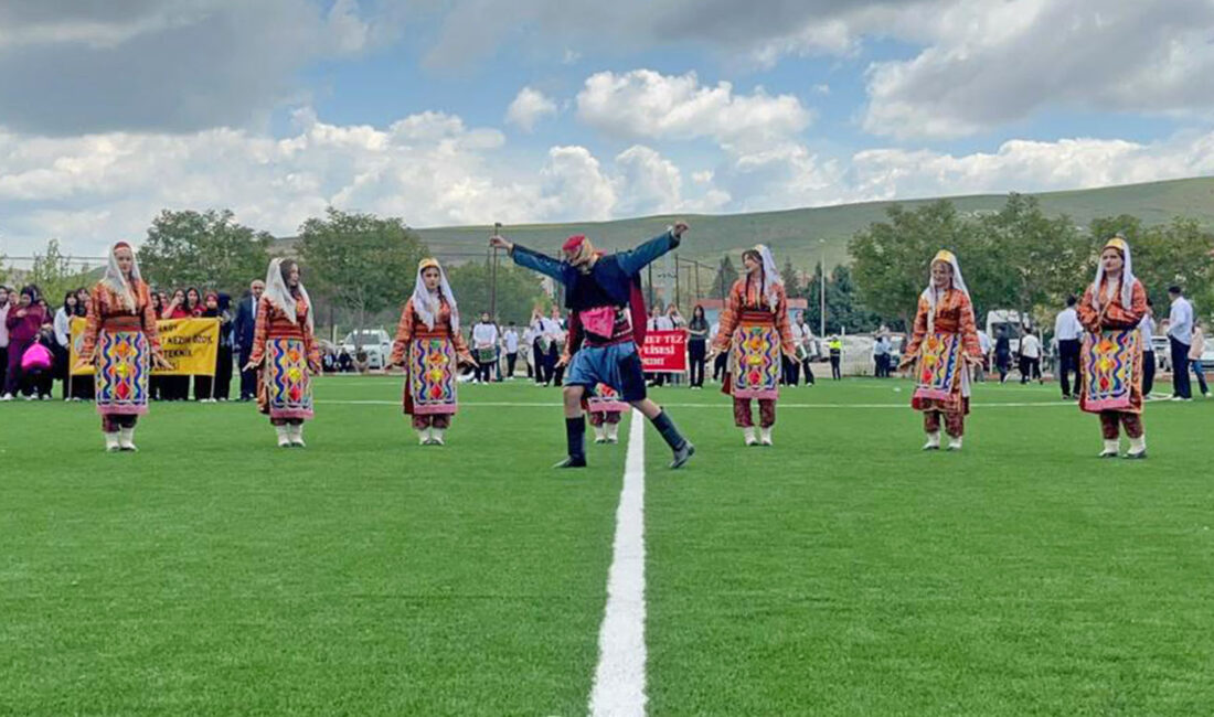 Yerköy ilçesinde düzenlenen 19 Mayıs Atatürk’ü Anma, Gençlik ve Spor