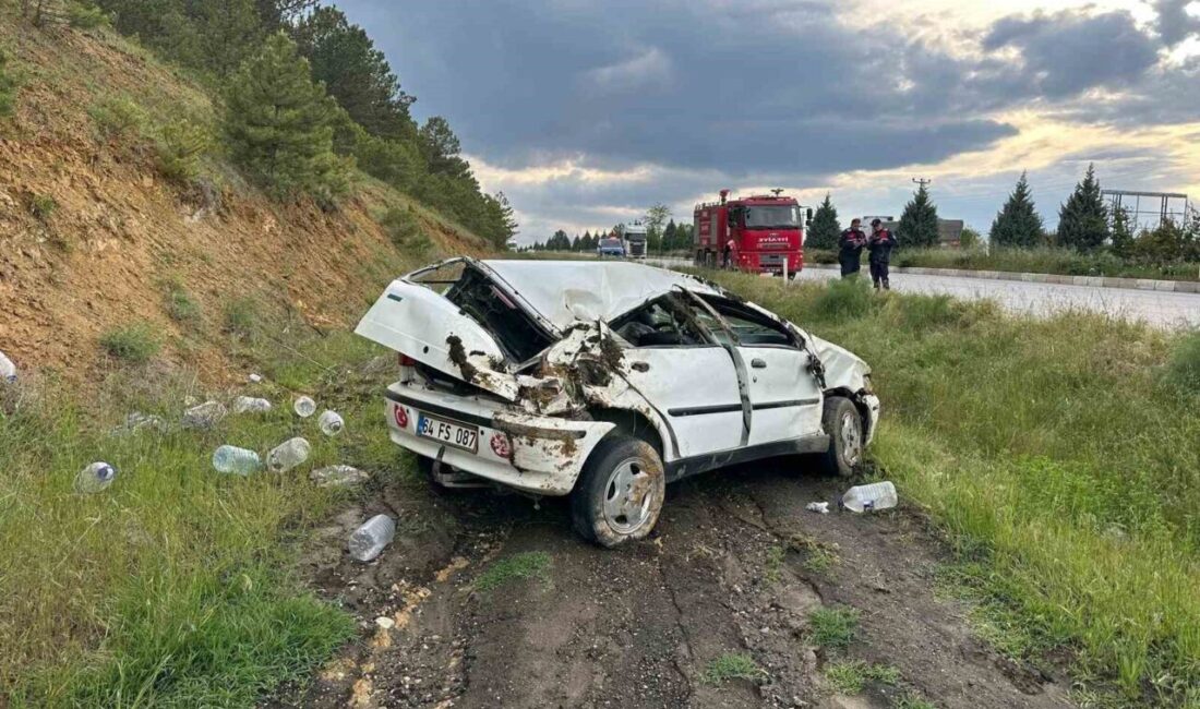 Uşak’ta meydana gelen bir trafik kazasında 3 kişi yaralandı. Kaza,