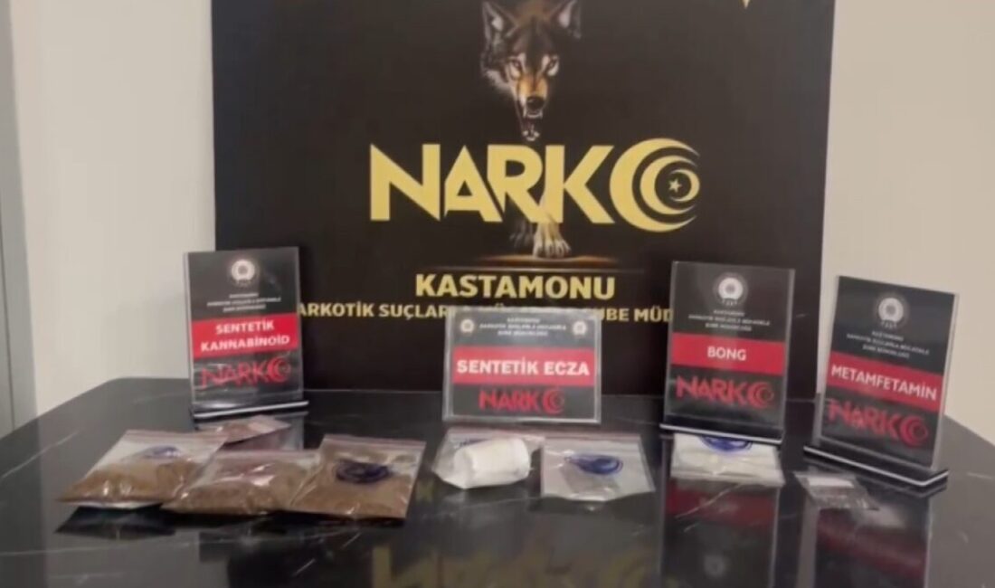 Kastamonu’da düzenlenen operasyonda uyuşturucu ticaretine karıştığı şüphesiyle gözaltına alınan 3