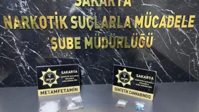 Sakarya’da gerçekleştirilen bir narkotik operasyonda, Anadolu Otoyolu gişelerinde uyuşturucu ticareti