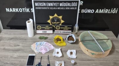 Anamur ilçesinde uyuşturucu ticareti yaptığı şüphelenilen bir kişi polis tarafından