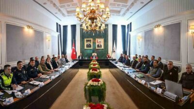 Kırklareli Valisi Uğur Turan, okul çevrelerinde denetimlerin sıkılaştırılacağını ve risk