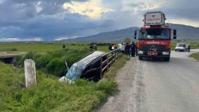 Van’ın Muradiye ilçesinde bir kamyonetin su kanalına düşmesi sonucu meydana