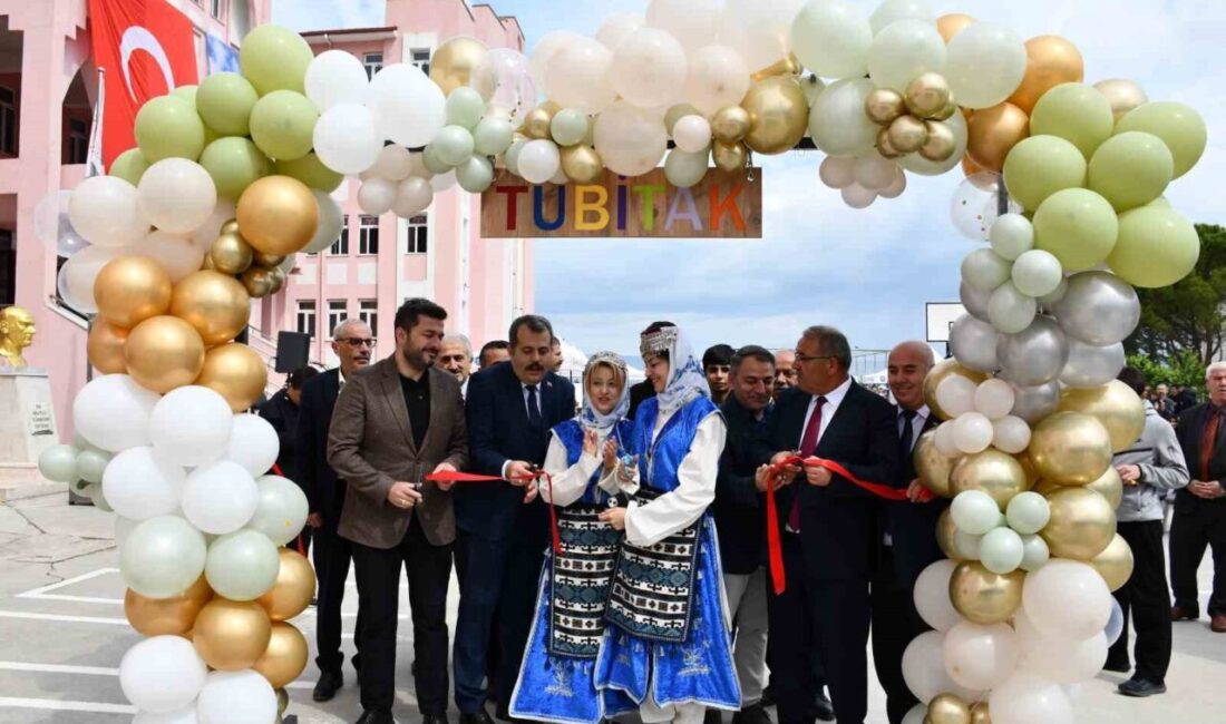 Samsun iline bağlı Vezirköprü Mesleki ve Teknik Anadolu Lisesi öğrencileri