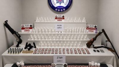 Yakalanan şahıslardan 22’si tutuklandı, 15’i ise adli kontrol şartıyla serbest