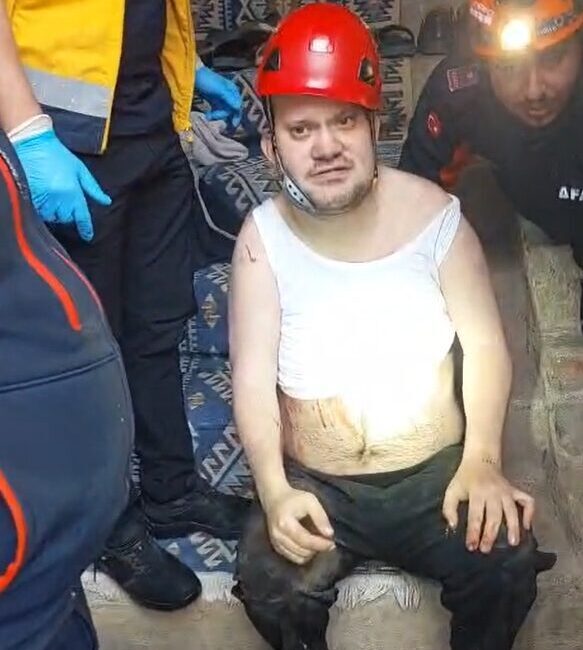 Yalova’nın Sugören köyünde yaşanan olayda, evinin odunluğunda mahsur kalan Kubilay
