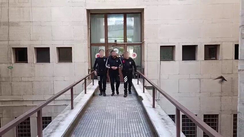 Bursa’da, 23 Mayıs gecesi teyzesini darp ederek öldüren şüpheli, polisin