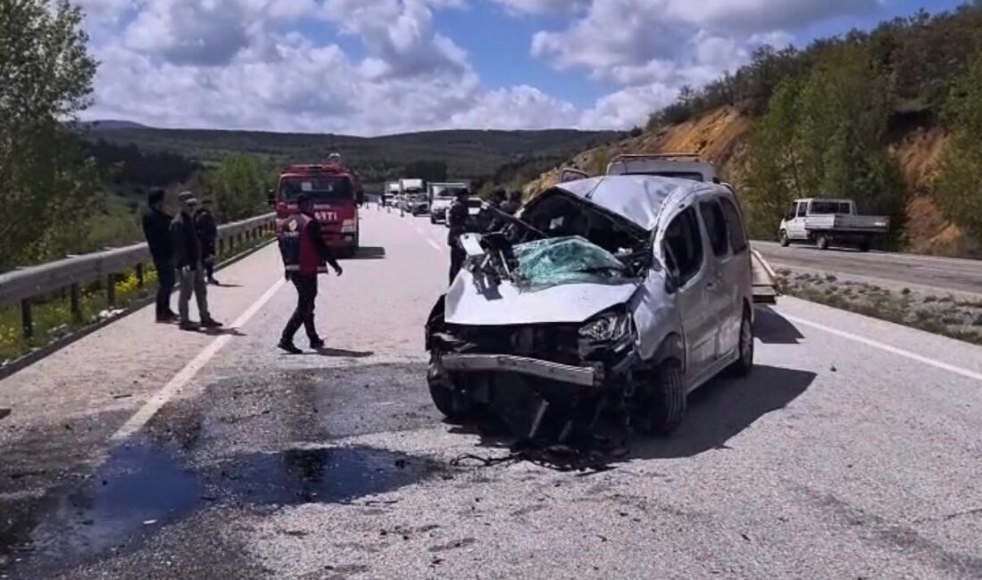 Yozgat’ta bir hafif ticari aracın bariyerlere çarpması sonucu 6 kişi