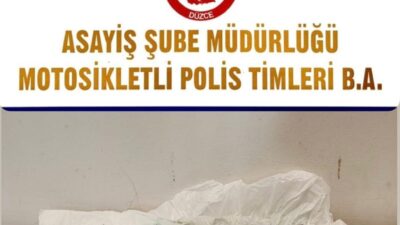 Düzce İl Emniyet Müdürlüğü Yunus ekipleri, uyuşturucu satışı yapan bir