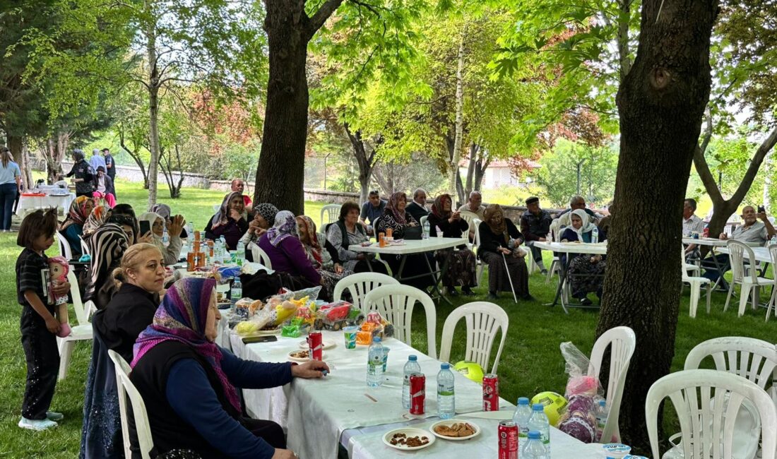 Çiçekdağı Belediyesi Hayırevi ve Türk Kızılay Çiçekdağı Şube Başkanlığı, örnek