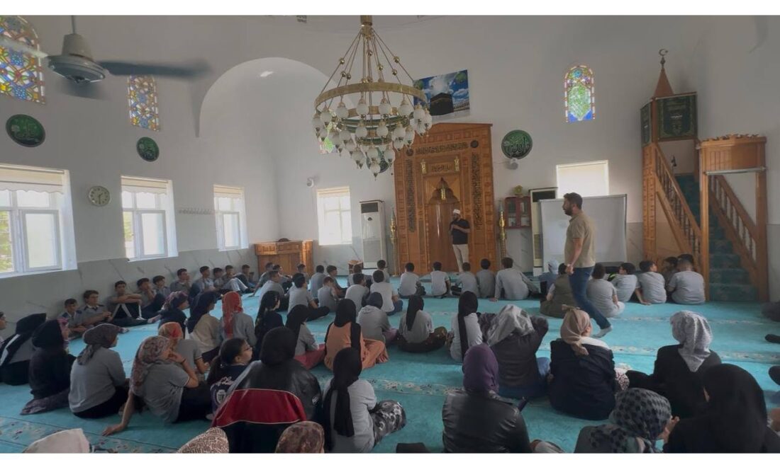 Yerköy İlçe Müftülüğü, “Çevreme Duyarlıyım, Değerlerime Sahip Çıkıyorum” (ÇEDES) projesi