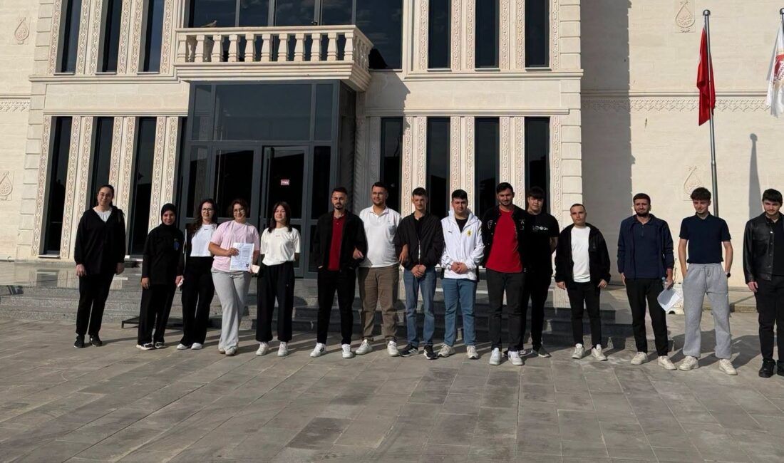 Çiçekdağı Belediyesi, Yükseköğretim Kurumları Sınavı (YKS) heyecanı yaşayan öğrencileri ve