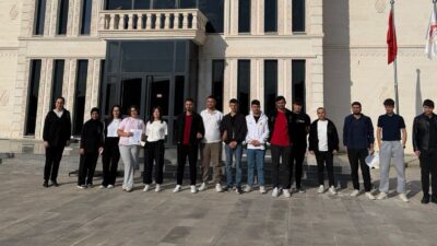 Çiçekdağı Belediyesi, Yükseköğretim Kurumları Sınavı (YKS) heyecanı yaşayan öğrencileri ve