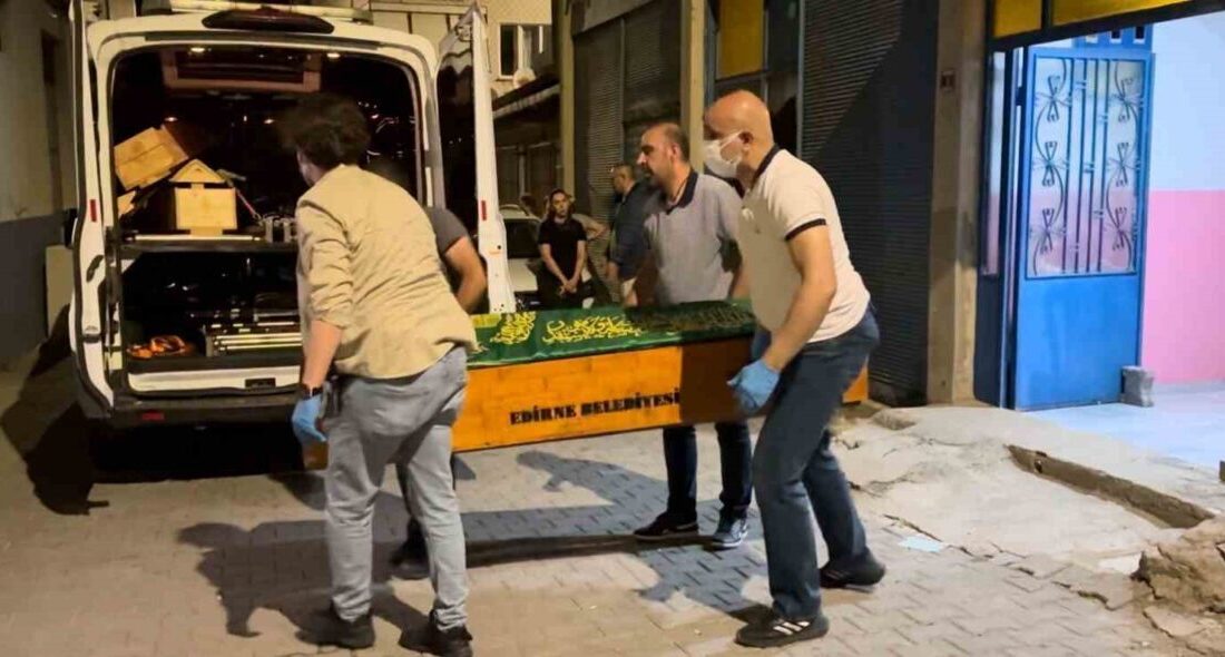 Edirne’de, 9 gündür haber alınamayan 64 yaşındaki bir adamın evinde