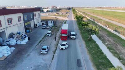 Adana’da narkotik polisi tarafından durdurulan bir tırda 408 bin 235