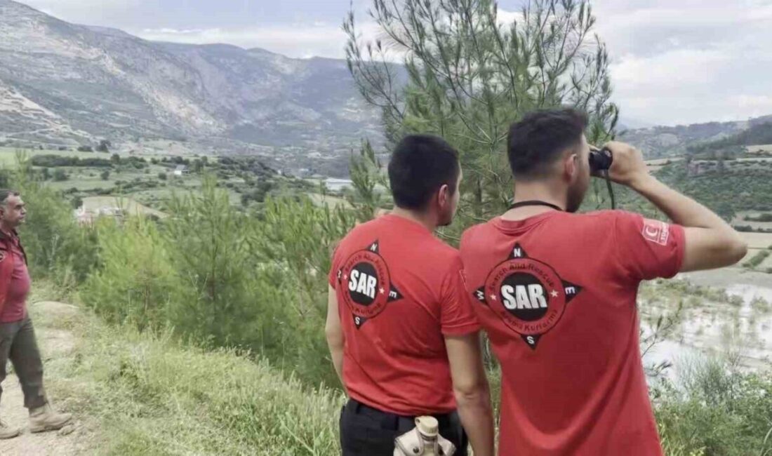 Karaisalı ilçesinde bulunan Eğlence Çayı’nda kaybolan Ömer Alptekin’i bulma çalışmaları
