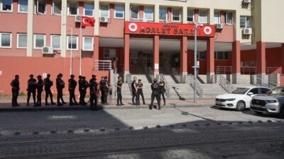 Kocaeli’nin İzmit ilçesinde, eşine cinsel istismarda bulunduğu iddiasıyla kavga eden