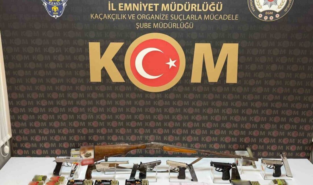 Afyonkarahisar’da tefecilik ve silahla tehdit suçuyla suçlanan bir suç örgütüne