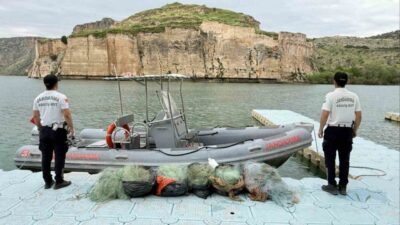 Gaziantep’te, Fırat Nehri’nde ağ ile avlanma yasağını ihlal eden 3