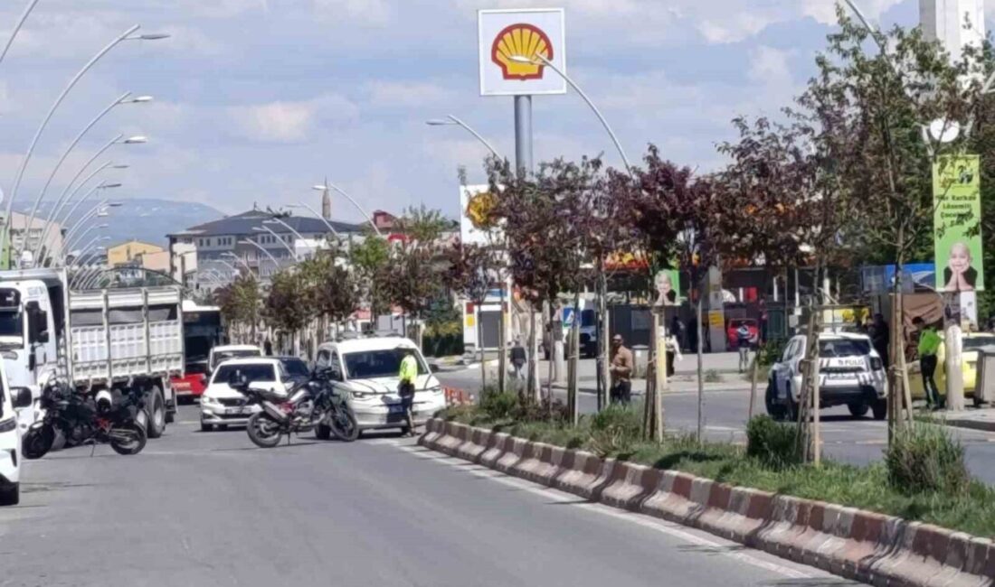 Ağrı’da adliye ek hizmet binasının yakınında terkedilmiş şüpheli bir sırt