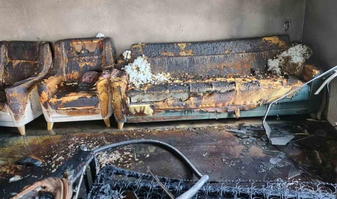 Bitlis’in Ahlat ilçesinde meydana gelen yangında 63 yaşındaki bir kadın