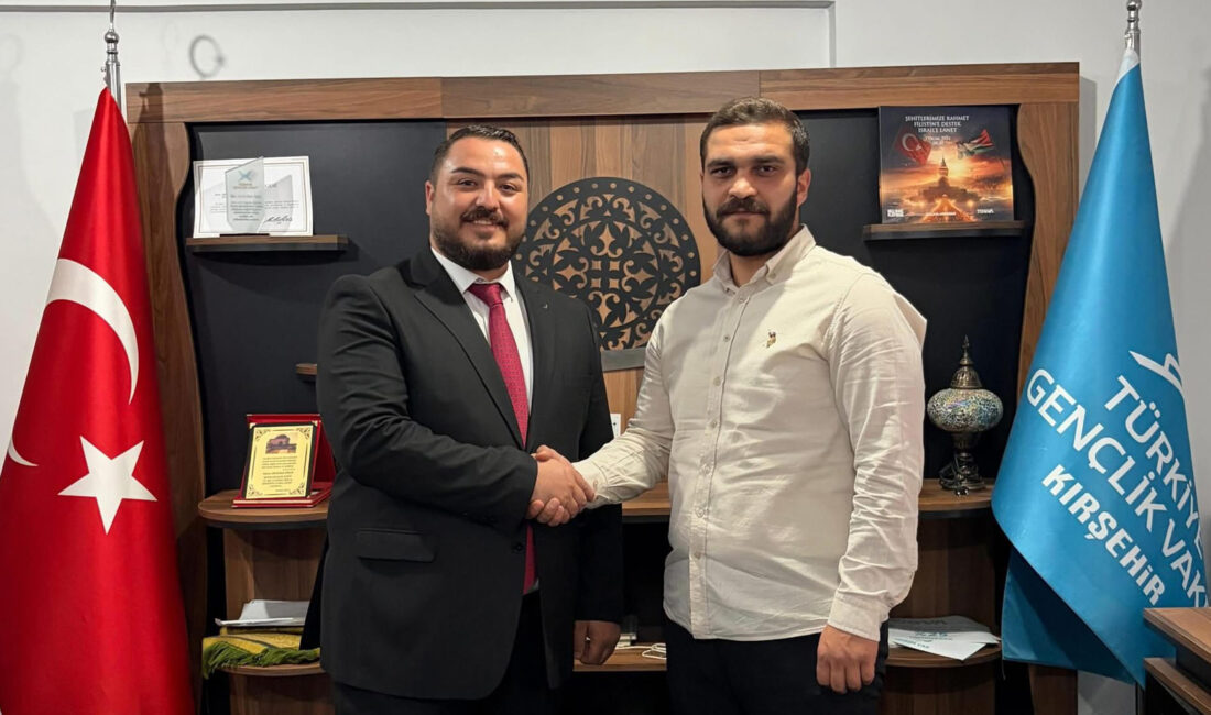 Türkiye Gençlik Vakfı (TÜGVA) Çiçekdağı İlçe Temsilciliği görevinde bayrak değişimi
