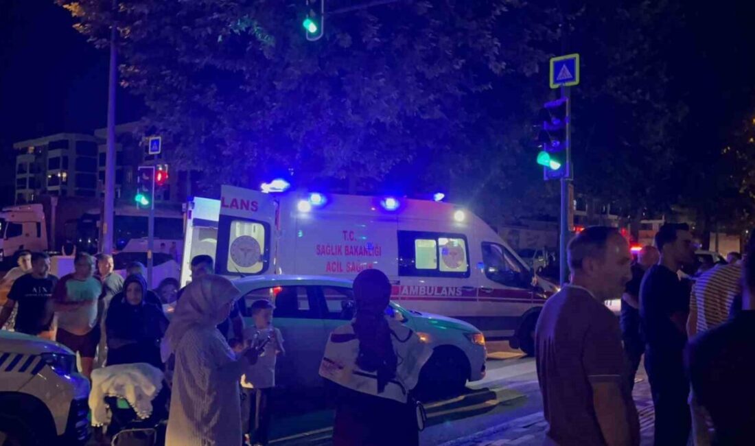 Bursa’da aileler arasındaki anlaşmazlık büyüyerek kavgaya dönüştü. Kesici aletlerin kullanıldığı
