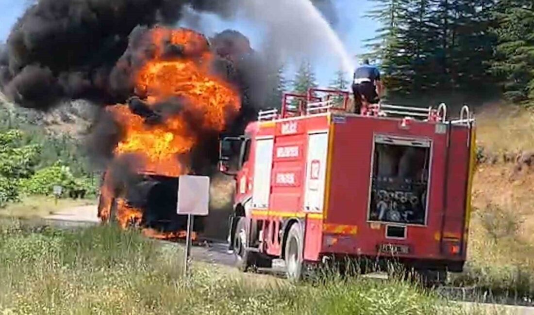 Kırıkkale’nin Delice ilçesinde, Yüksek Hızlı Tren hattı inşaat çalışmalarını yapan