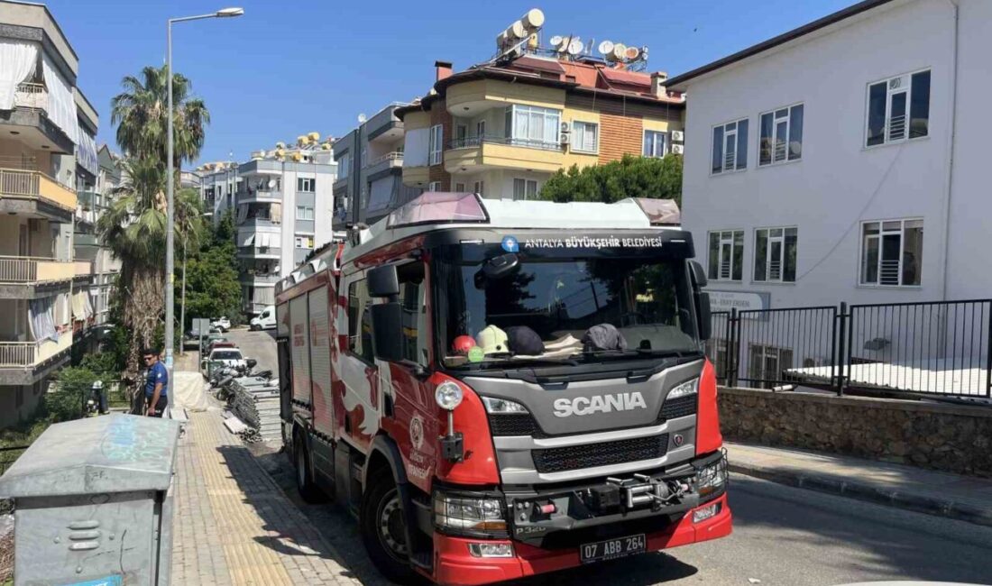 Alanya ilçesinde bir apartman dairesinde meydana gelen yangın paniğe sebep