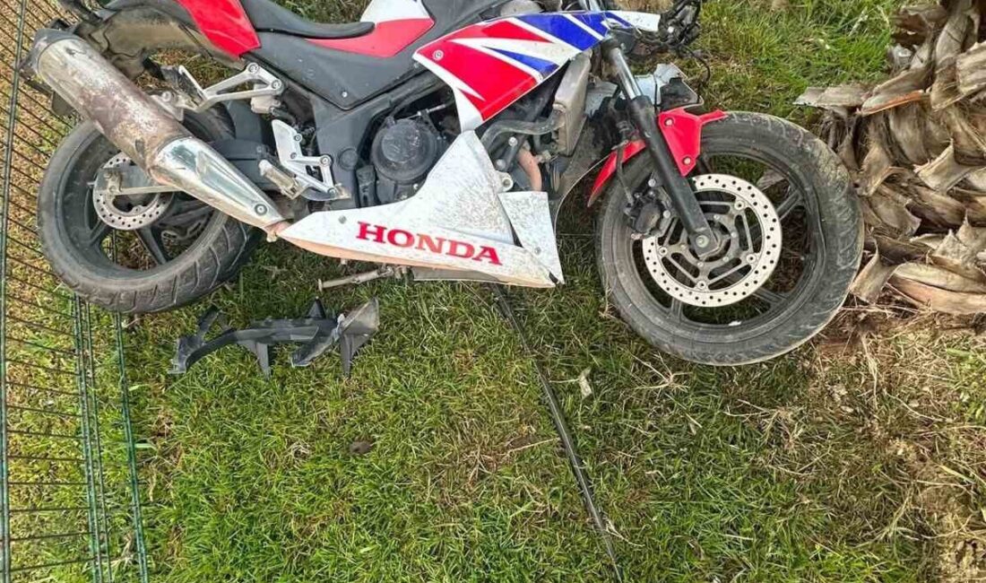 Alanya ilçesine bağlı Antalya’da meydana gelen trafik kazasında, bir motosiklet