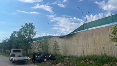 Bilecik’te meydana gelen trafik kazasında alkollü bir sürücü, aracıyla bir