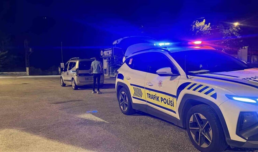 Burdur ilinde polis ekipleri tarafından gerçekleştirilen bir denetimde, alkollü olduğu