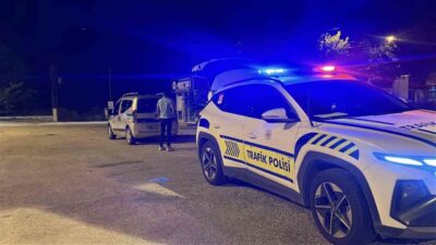 Burdur ilinde polis ekipleri tarafından gerçekleştirilen bir denetimde, alkollü olduğu